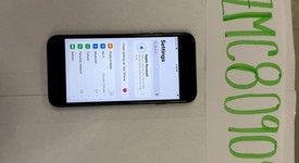 Mint
													Apple iPhone SE 3rd Gen 2022 - Unlocked, Midnight, 64 GB, A2595, photo 1 of 7