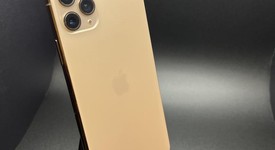 Fair
													Apple iPhone 11 Pro Max - Unlocked, Gold, 256 GB, A2161, photo 2 of 3