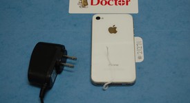 Good
													Apple iPhone 4 - Verizon, White, 8 GB, A1349, photo 4 of 8