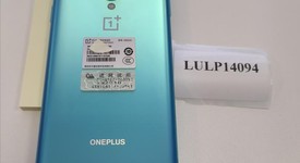 Mint
													OnePlus 8 - Unlocked Non-US, Green, 128 GB, 8 GB, IN2010, photo 2 of 6