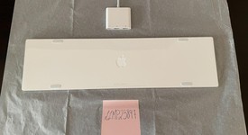 Used
													Apple Magic Keyboard with Numeric Keypad, photo 2 of 2
