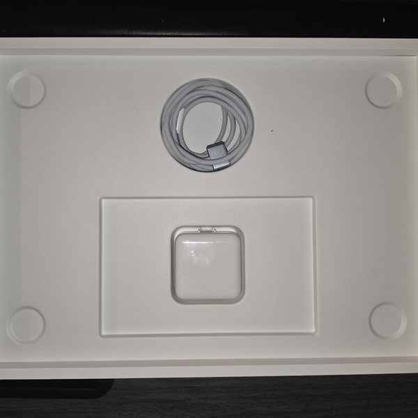 MacBook Air 2025 (M4) - 13 inch - 512 GB, Sky Blue, 16 GB, Apple M4