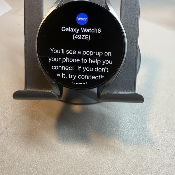 Samsung Galaxy Watch6 - Unlocked, Gold, 40mm