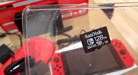 Good
													Nintendo Switch - Red, 32 GB, Mario Red Edition, photo 5 of 7