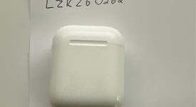 Used
													Apple AirPods 1st Gen - Lightning Case, photo 2 of 4