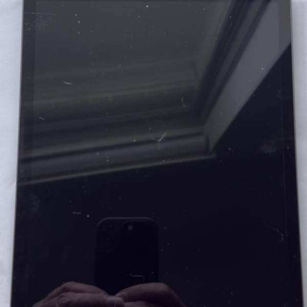 Apple iPad (9th Gen) - T-Mobile, 64 GB, Gray, A2603