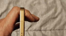 Mint
													Samsung Galaxy S24 - Unlocked, Orange, 256 GB, 8 GB, SM-S921U1, photo 5 of 13