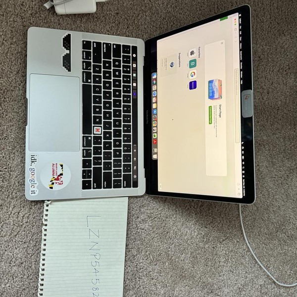 MacBook Pro 2018 (With Touch Bar) - 13 inch - 256 GB, Silver, 8 GB, Intel Core i5