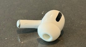 Used
													Apple AirPods Pro 1st Gen - Wireless Case, photo 3 of 7