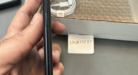 Mint
													Apple iPhone SE 3rd Gen 2022 - Unlocked, Midnight, 64 GB, A2595, photo 4 of 7