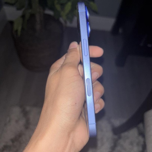 Apple iPhone 16 - T-Mobile, 128 GB, Ultramarine, A3081