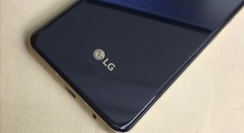 Good
													LG V60 ThinQ 5G - T-Mobile, Blue, 128 GB, 8 GB, photo 5 of 7