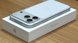 Mint
													Apple iPhone 17 Pro Max - Unlocked, Silver, 256 GB, A3257, photo 3 of 3