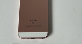 Mint
													Apple iPhone SE 1st Gen 2016 - Unlocked, Rose Gold, 64 GB, A1662, photo 3 of 7