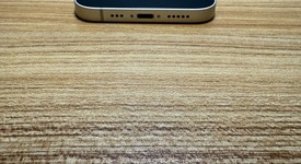 Good
													Apple iPhone 13 - Unlocked Non-US, Starlight, 128 GB, A2631, photo 3 of 7