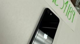 Mint
													Apple iPhone SE 3rd Gen 2022 - Unlocked, Midnight, 64 GB, A2595, photo 2 of 6