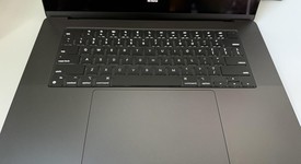 Mint
													MacBook Pro Late 2023 (M3) - 16" - Apple M3 Pro 12-core, Black, 512 GB, 36 GB, 18-core GPU, photo 5 of 10