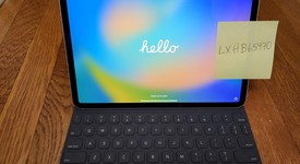 Good
													Apple iPad Pro 11" 2018 - Unlocked, Silver, 256 GB, A2013, photo 1 of 15