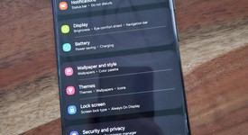 Good
													Samsung Galaxy S22 Ultra - Unlocked, Black, 256 GB, 12 GB, SM-S908U1, photo 2 of 4