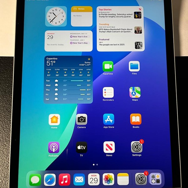 Apple iPad 9th Gen - Wi-Fi, 256 GB, Silver, A2602