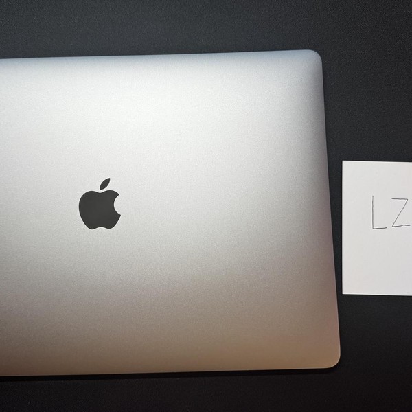 MacBook Pro 2018 (With Touch Bar) - 15 inch - 1 TB, Gray, 32 GB, Intel Core i7