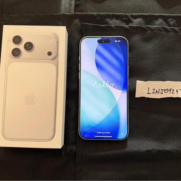 Apple iPhone 17 Pro Max - Unlocked, 256 GB, Silver, A3257