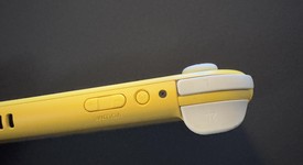 Good
													Nintendo Switch Lite - Yellow, photo 3 of 4