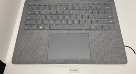 Good
													Microsoft Surface Laptop 5 - I5, Platinum, 256 GB, 8 GB, 13.5", photo 3 of 11