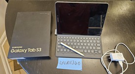 Good
													Samsung Galaxy Tab S3 - Wi-Fi, Silver, 32 GB, 4 GB, SM-T820, 9.7", photo 3 of 3