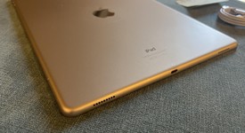 Fair
													Apple iPad Pro 12.9" 1st Gen 2015 - Unlocked, Gold, 128 GB, A1652, 1st Gen 2015, photo 5 of 16