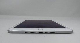 Mint
													Apple iPad Mini 4 - Unlocked, Silver, 128 GB, photo 3 of 6