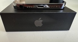 Good
													Apple iPhone 13 Pro - Unlocked, Graphite, 1 TB, A2483, photo 3 of 9