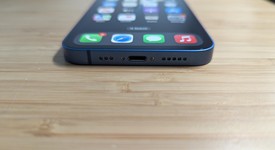 Good
													Apple iPhone 13 - Unlocked, Blue, 128 GB, A2482, photo 3 of 15