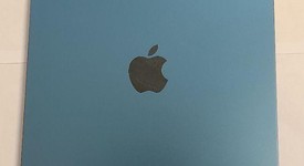 Mint
													Apple iPad 10th Gen - Unlocked, Blue, 64 GB, A2757, photo 5 of 6