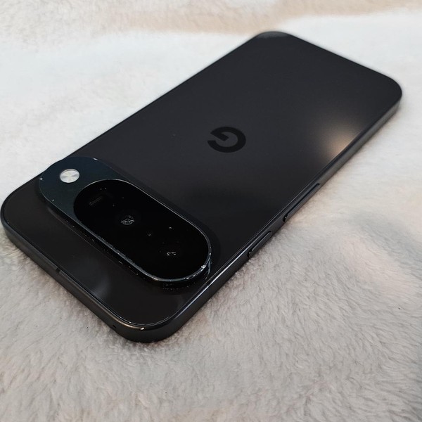 Google Pixel 10 - Unlocked, 128 GB, Obsidian, GLBW0