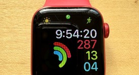 Fair
													Apple Watch Series 6 40mm - Red, A2291 - GPS, Aluminum, photo 3 of 9