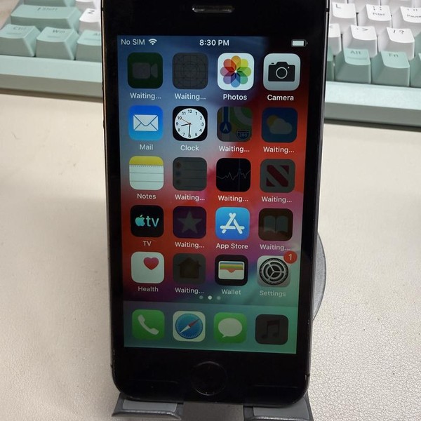 Apple iPhone 5S - Unlocked, 16 GB, Gray, A1453