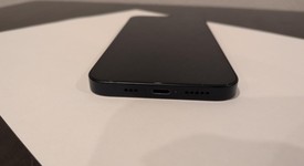 Mint
													Apple iPhone 13 - Unlocked, Midnight, 128 GB, A2482, photo 4 of 12