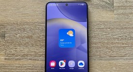 Mint
													Samsung Galaxy S24 - Unlocked, Violet, 128 GB, 8 GB, SM-S921U1, photo 2 of 11