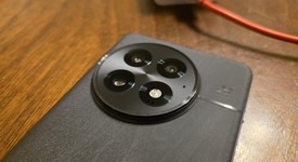 Mint
													OnePlus 13 - Unlocked, Black Eclipse, 512 GB, 16 GB, photo 4 of 8