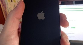 Good
													Apple iPhone SE 3rd Gen 2022 - Unlocked, Midnight, 64 GB, A2595, photo 2 of 6