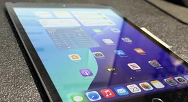 Fair
													Apple iPad 9th Gen - Unlocked, Gray, 64 GB, A2603, photo 3 of 8