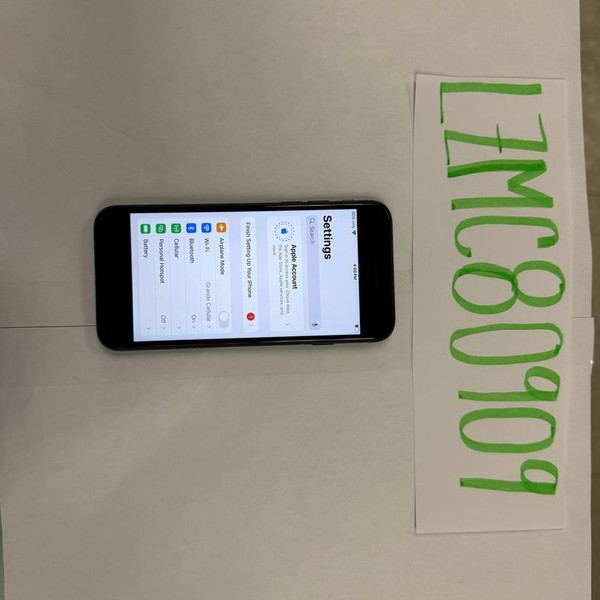 Apple iPhone SE 3rd Gen 2022 - Unlocked, 64 GB, Midnight, A2595