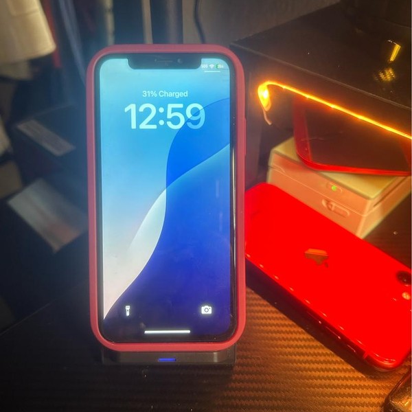 Apple iPhone Xs - Unlocked, 64 GB, Gray, A1920