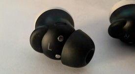 Used
													Google Pixel Buds Pro 2 - Porcelain, photo 5 of 9