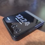 Good Motorola Razr (2024) - Unlocked, 256 GB, Gray, 8 GB