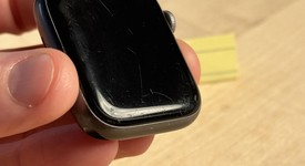 Fair
													Apple Watch Series 4 44mm - Gray, A1978 - GPS, Aluminum, photo 3 of 4