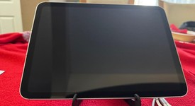 Good
													Apple iPad 11th Gen - Unlocked, Silver, 128 GB, A3355, photo 4 of 16