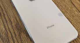 Mint
													Apple iPhone Xs Max - Verizon, Gold, 64 GB, A1921, photo 2 of 6