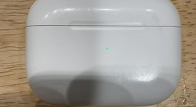 Used
													Apple AirPods Pro 1st Gen - MagSafe Case, photo 2 of 3